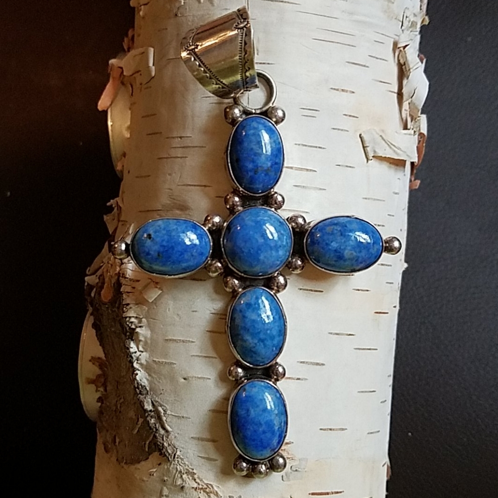 Lapis Cross